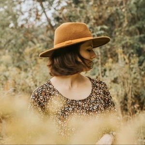 Meet your Posher, Allison